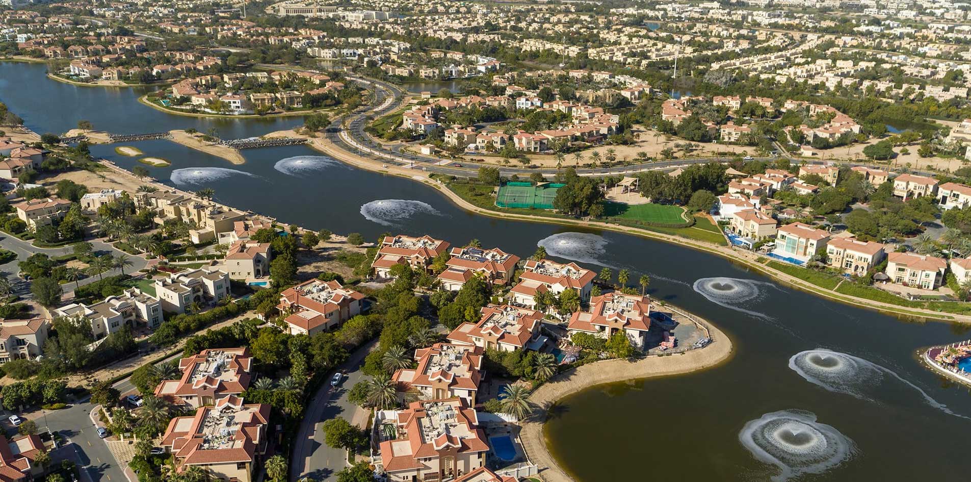 Ellington Eltiera Views